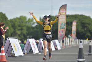 BIB: 926
                            <button type="button" onclick="openModal(4911428)" class="btn btn-primary btn-sm float-right btn-popup" data-toggle="modal" data-target=".modal-high-quality">
                        <i class="fas fa-shopping-cart"></i> Add to Cart
                    </button>
                                            <button type="button" onclick="isThisMe(4911428, true)" class="btn btn-success btn-sm float-right btn-popup btn-isme hidden" data-toggle="tooltip" data-placement="bottom" title="นี่คือรูปของคุณใช่ไหม คลิกที่นี่เพื่อเอาเข้าอัลบั้ม">
                        <i class="fas fa-plus"></i> Add to album
                    </button>
                    <button type="button" onclick="isThisMe(4911428, false)" class="btn btn-warning btn-sm float-right btn-popup btn-isnotme hidden">
                        <i class="fas fa-ban"></i> Remove from album
                    </button>